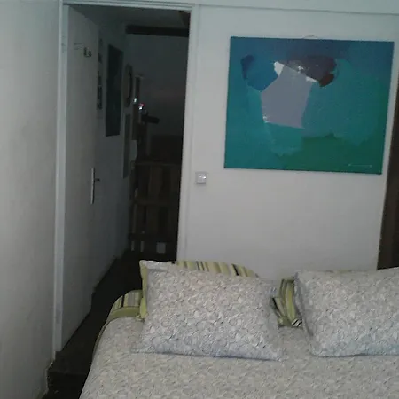Apartment In Historic Lissabon