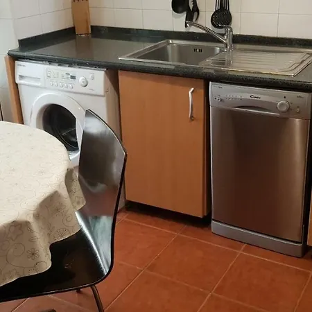 In Historic Apartment Lissabon